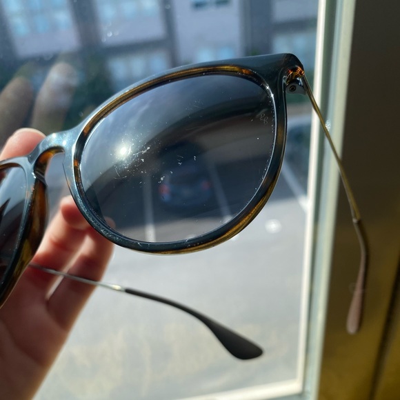 Authentic Ericka Ray-ban Sunglasses - Picture 4 of 4